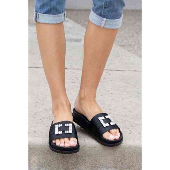 weeboo sandals wholesale